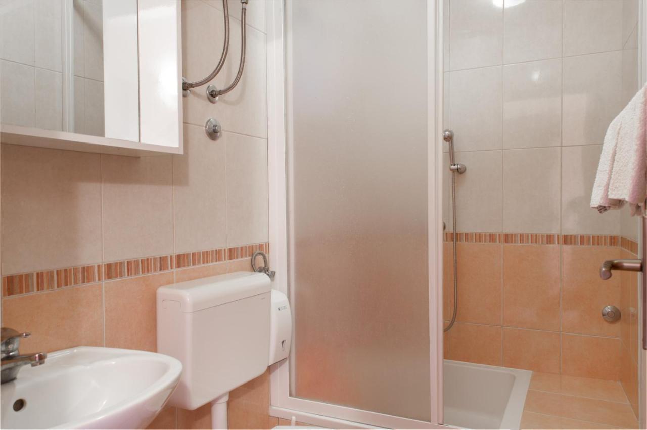 Apartments Promenada - Beachfront Tučepi Dış mekan fotoğraf