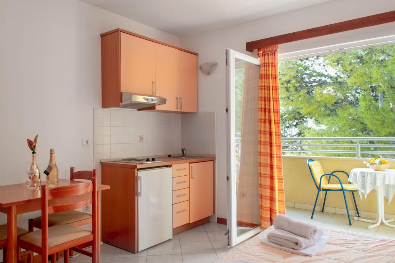 Apartments Promenada - Beachfront Tučepi Dış mekan fotoğraf
