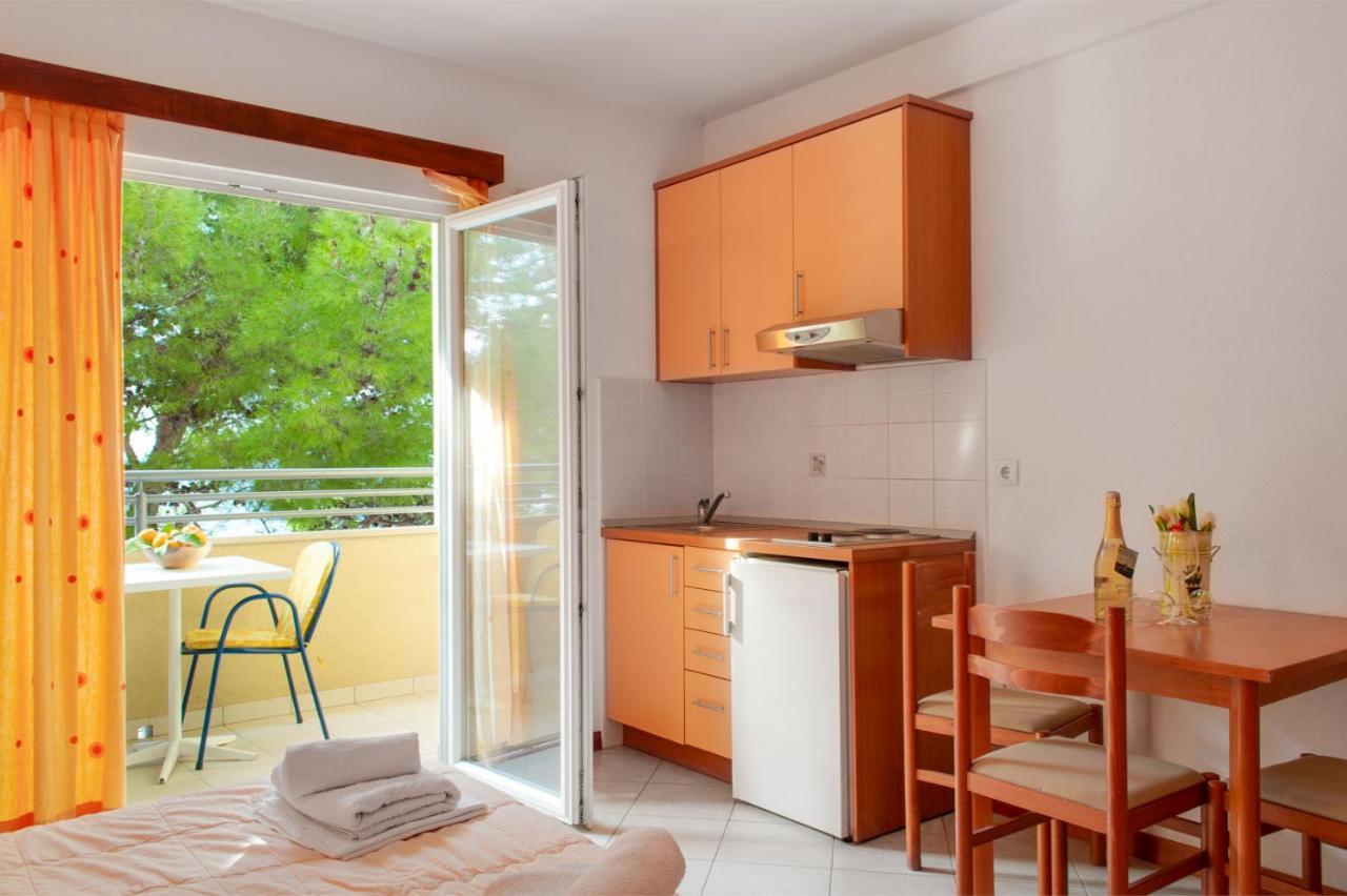 Apartments Promenada - Beachfront Tučepi Dış mekan fotoğraf