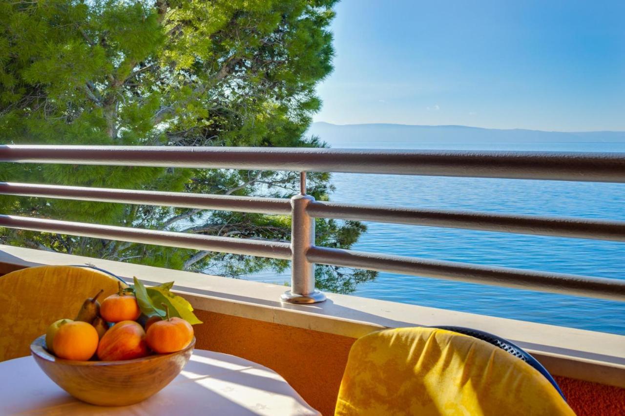 Apartments Promenada - Beachfront Tučepi Dış mekan fotoğraf